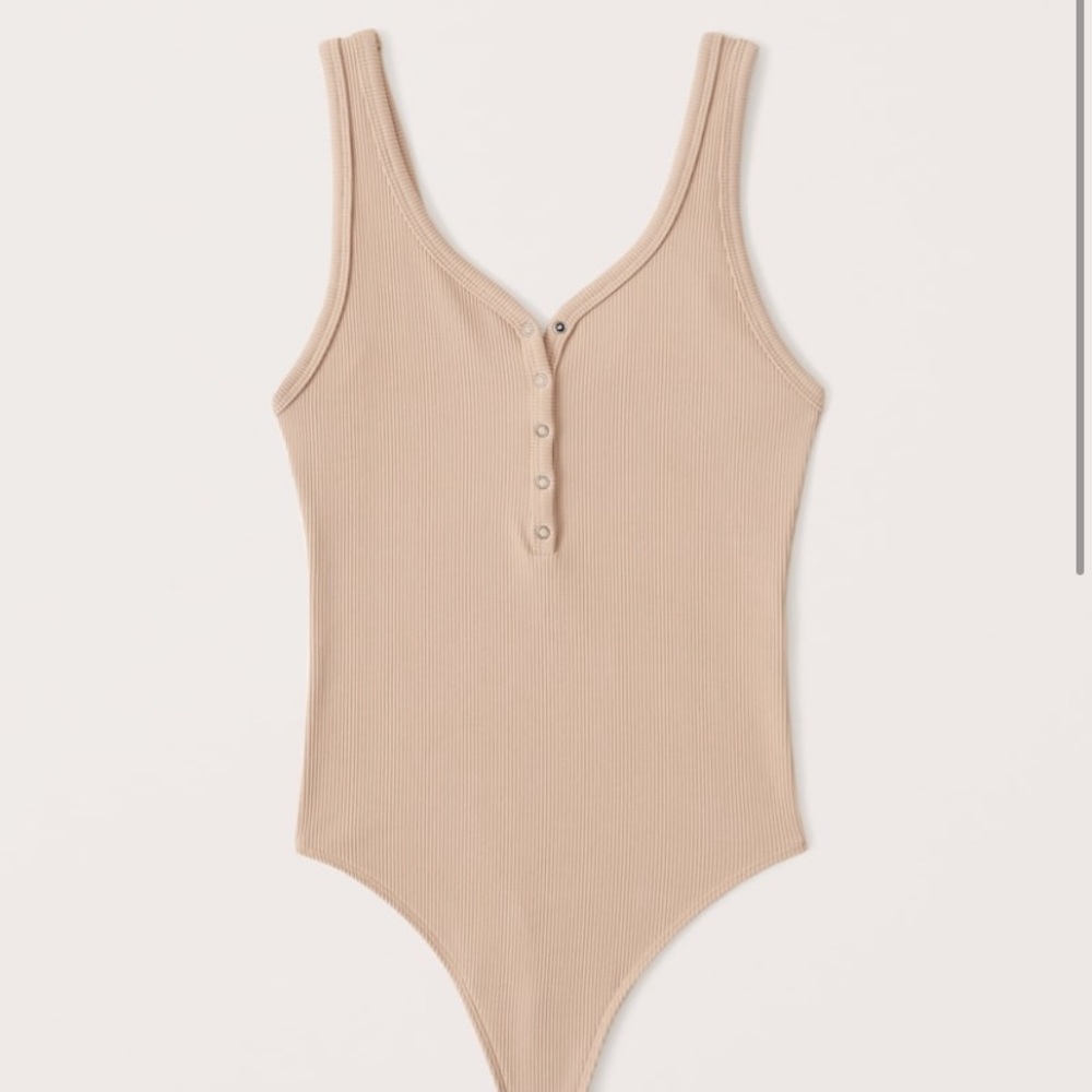 Ribbed Henley Light Pink/Tan Bodysuit